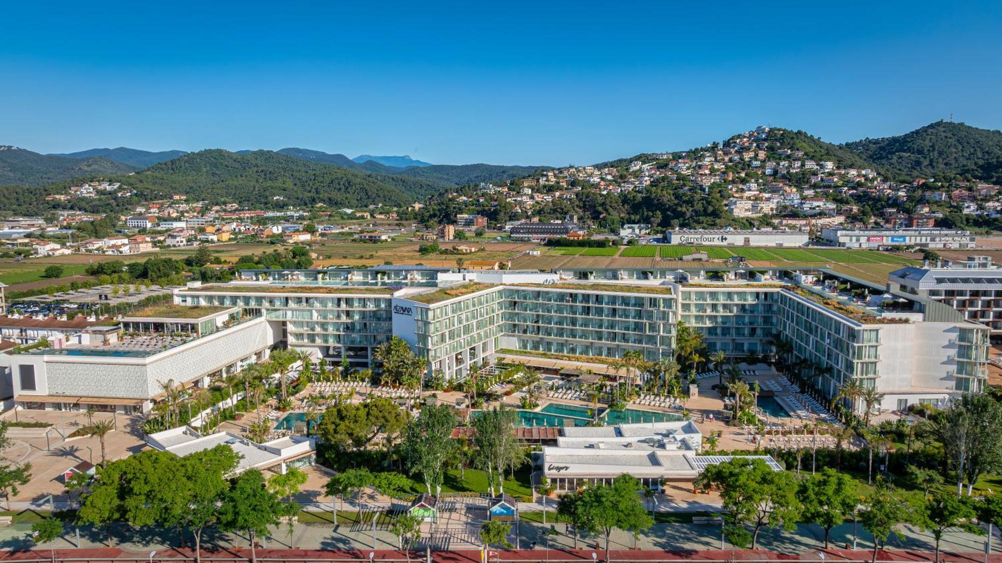 Atzavara Hotel & Spa Санта-Сусанна Экстерьер фото Aerial view of the hotel