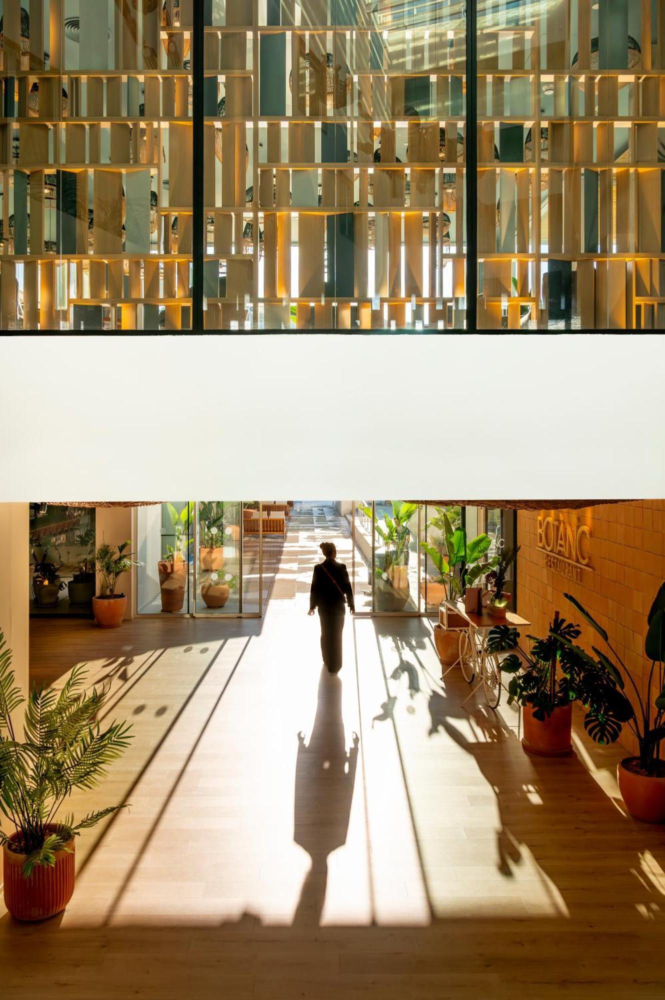 Atzavara Hotel & Spa Санта-Сусанна Экстерьер фото The interior of the hotel